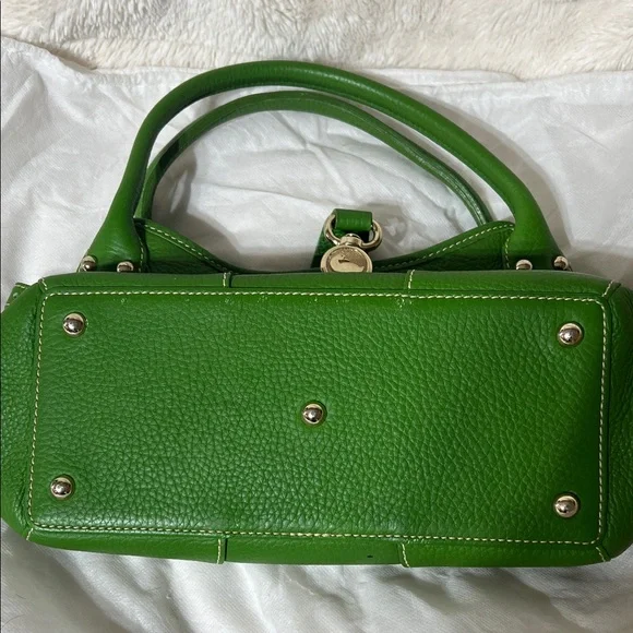 Dooney & Bourke Vibrant Green Shoulder Bag - Picture 8 of 13